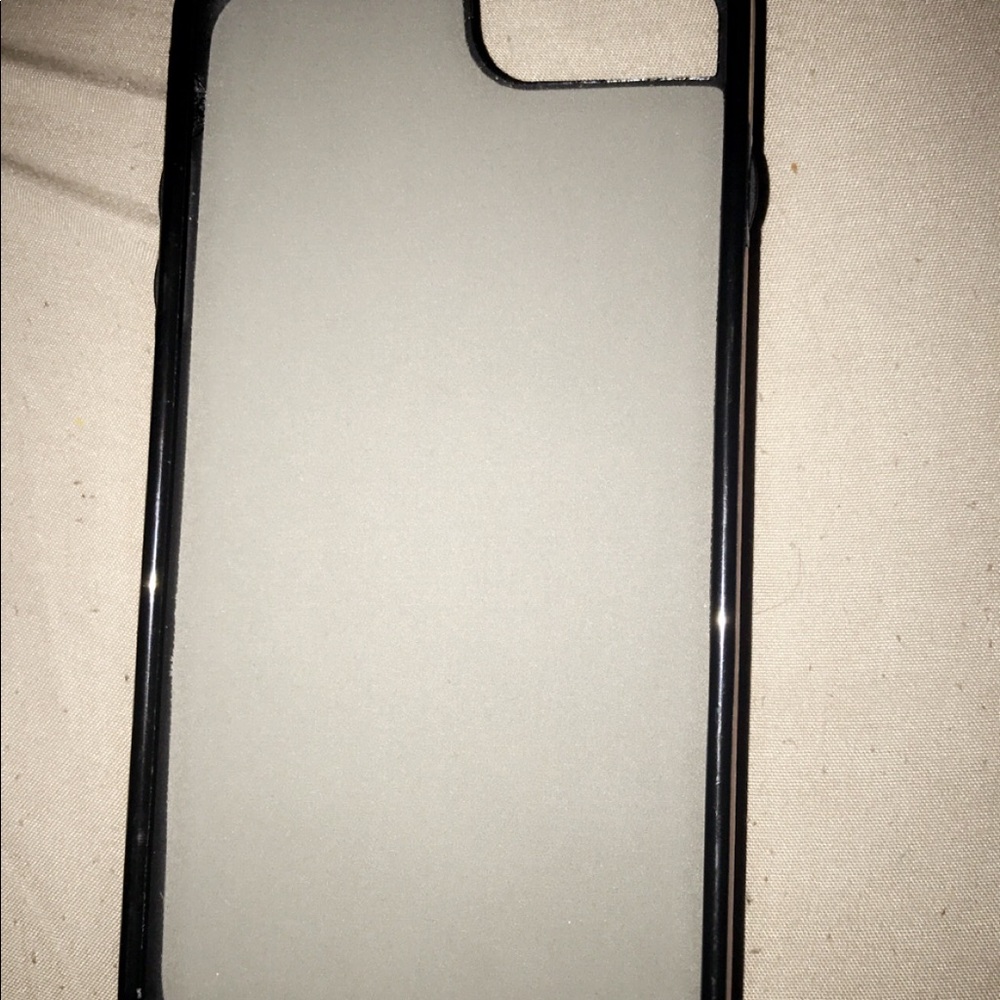 iPhone case - Picture 2 of 2